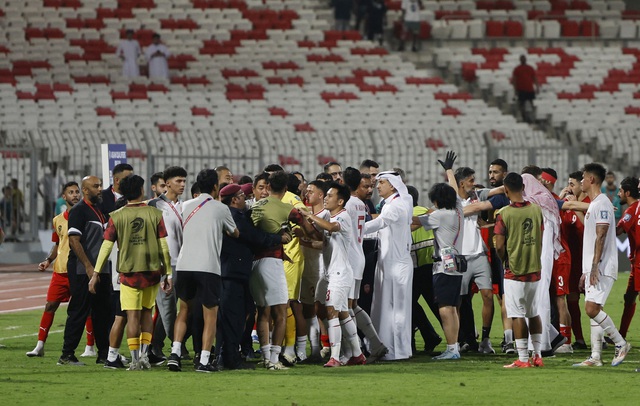 Làm căng đòi AFC điều tra trọng tài, đội tuyển Indonesia sắp nhận án phạt ngược- Ảnh 1.