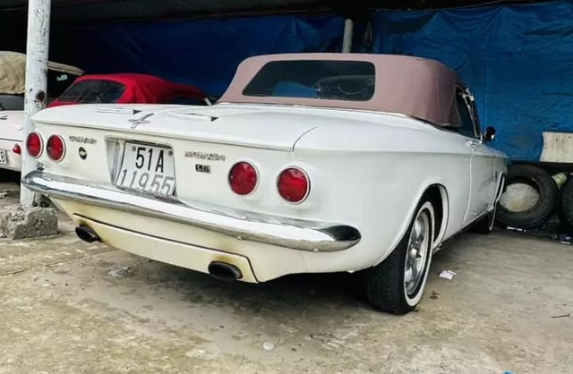 Xe cổ hàng hiếm Chevrolet Corvair Convertible 1964 tại Việt Nam- Ảnh 3.