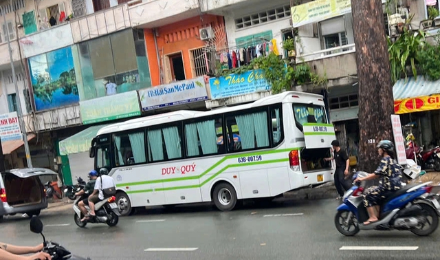 Bến Tre: Tước phù hiệu 2/3 xe có đăng ký của Công ty Duy Quý- Ảnh 2.