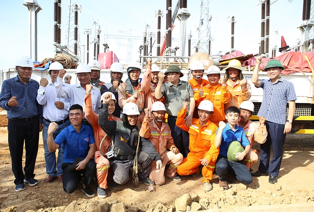 Quá trình triển khai dự án đường dây 500 kV mạch 3 luôn nhận được sự quan tâm chỉ đạo sát sao của Thủ tướng Chính phủ