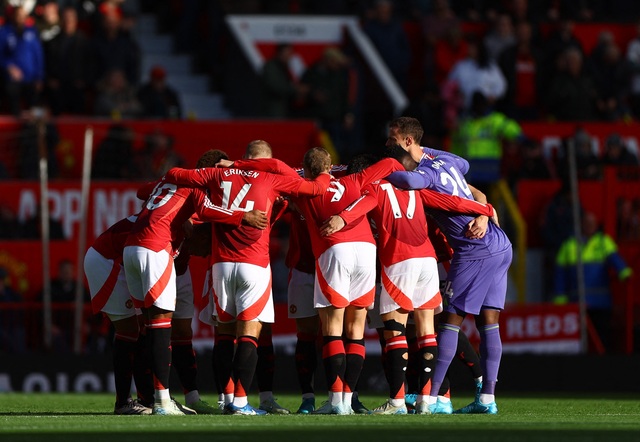 Manchester United ngược dòng hạ Brentford- Ảnh 1.