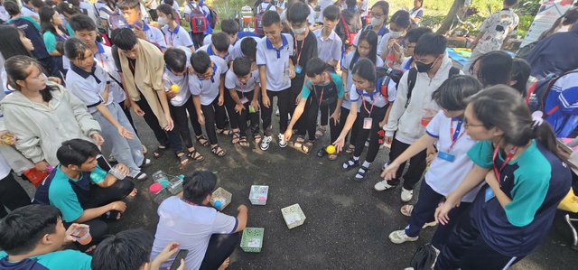 Trường cao đẳng ký kết hợp tác với doanh nghiệp trong lễ khai giảng- Ảnh 1.