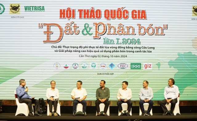 Cảnh báo tình trạng lạm dụng phân bón trong sản xuất lúa- Ảnh 1.