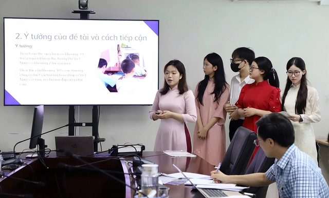 Sinh viên chế tạo máy in cho học sinh khiếm thị- Ảnh 1.