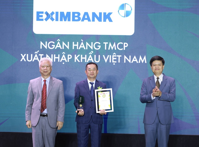 Eximbank nhận giải thưởng Thương hiệu mạnh Việt Nam 2024- Ảnh 1.