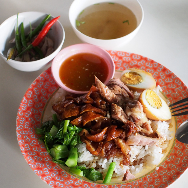 Suggested 5 specialty dishes to try when coming to Chiang Mai, Thailand - Photo 4.