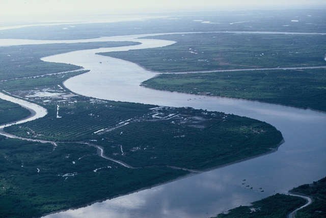 Famous rivers in the world - Photo 5.