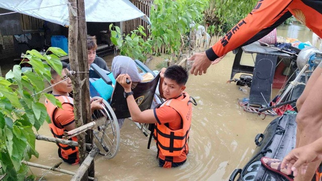 Bão Trà Mi làm 14 người chết tại Philippines dù chưa đổ bộ- Ảnh 5.