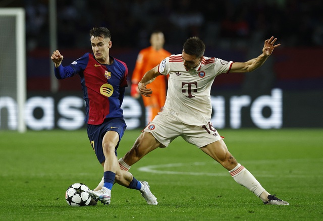 Barcelona tấn công phủ đầu, thắng đậm Bayern Munich: Raphinha ghi hat-trick siêu hạng- Ảnh 1.