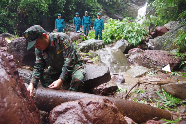 Hủy quả bom từ trường nguy hiểm có bán kính sát thương 1,5 km- Ảnh 1.