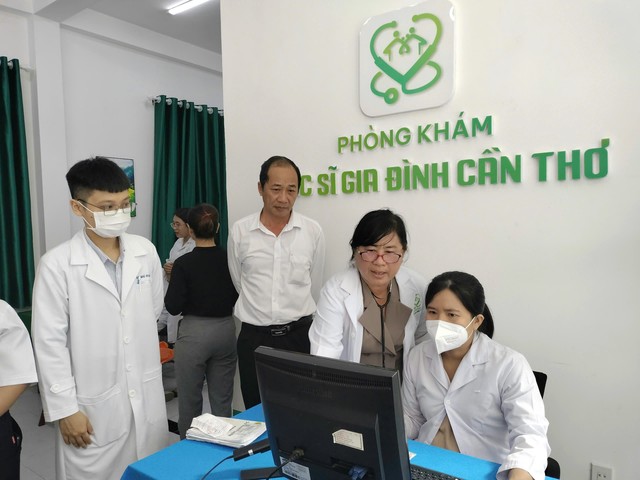 'Bác sĩ gia đình là chuyên khoa thì người dân mới tin và đến khám'- Ảnh 3.