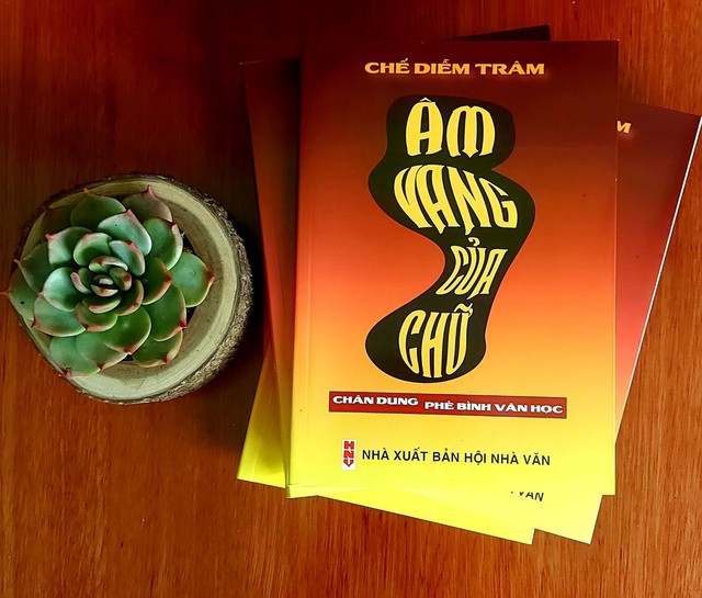 Lắng nghe âm vang của chữ- Ảnh 1.