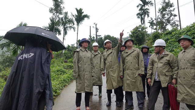 9 điểm sạt lở núi ở Trà Bồng đe dọa hàng ngàn dân- Ảnh 1.