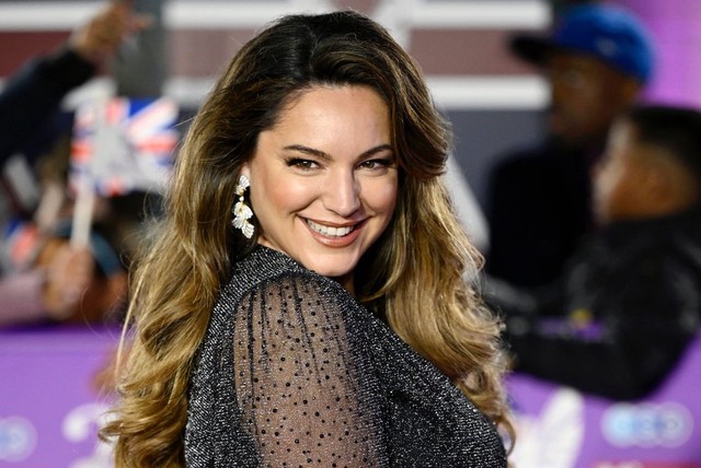 Kelly Brook không còn muốn chụp ảnh gợi cảm cho đàn ông ngắm- Ảnh 1.