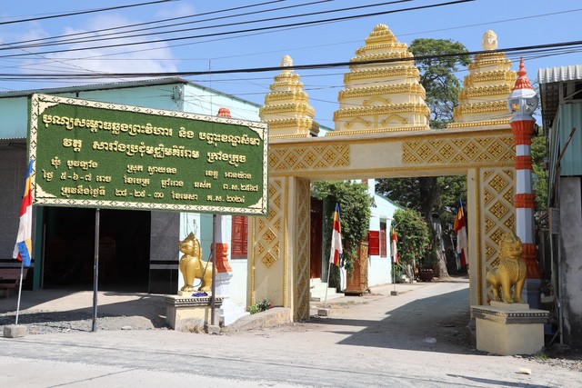 Độc đáo chùa Khmer miền Tây: Vẻ đẹp ngôi chùa có hàng trăm cây còng cổ thụ- Ảnh 1.