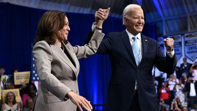 Ông Biden, bà Harris đón tin vui- Ảnh 1.