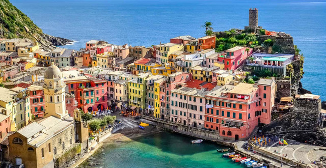 Khám phá cuộc sống đầy sắc màu tại Cinque Terre, Ý- Ảnh 1.