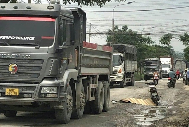 Đồng Nai: Tiếp tục ‘nhắc’ chủ đầu tư nhanh chóng sửa chữa đường Hoàng Văn Bổn- Ảnh 2.