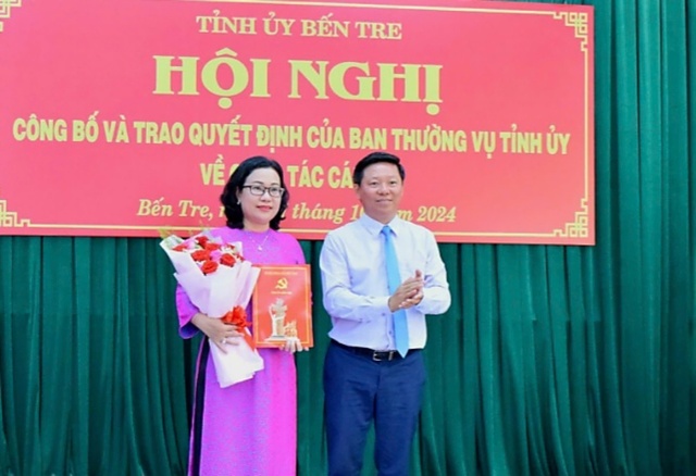 Bà Nguyễn Trúc Hạnh giữ chức Trưởng ban Tuyên giáo Tỉnh ủy Bến Tre- Ảnh 1.