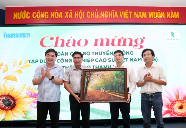 Đoàn cán bộ truyền thông VRG tham quan tại Báo Thanh Niên- Ảnh 7.