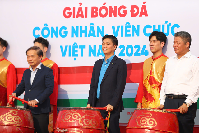 Khởi tranh chung kết toàn quốc giải bóng đá công nhân 2024: Hứa hẹn hấp dẫn!- Ảnh 1.