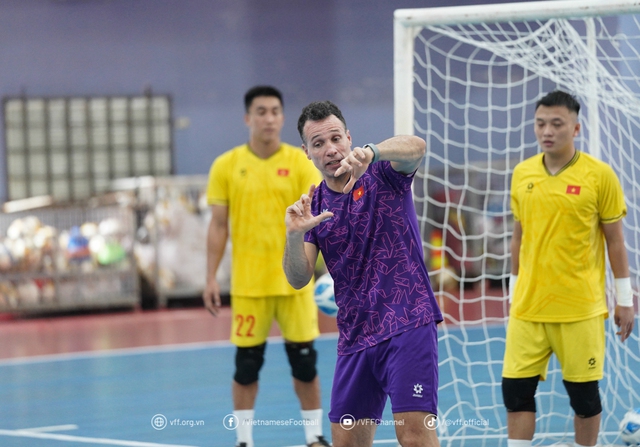 HLV Giustozzi muốn futsal Việt Nam đánh bại Thái Lan ở giải Đông Nam Á- Ảnh 1.