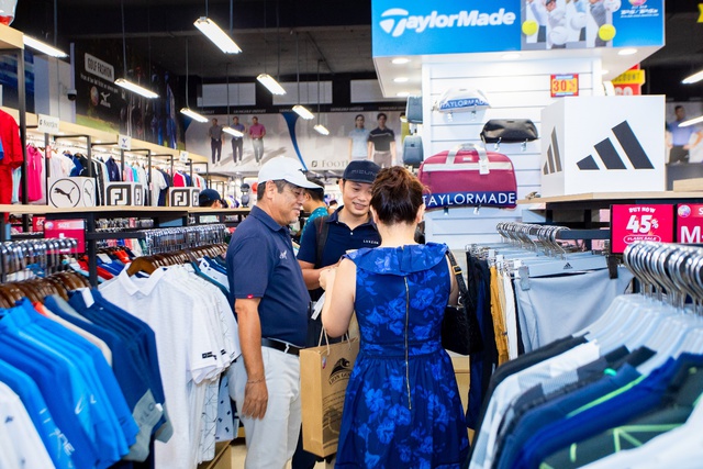 Ra mắt Lion Golf Outlet: Khuyến mãi độc quyền và sản phẩm chất lượng- Ảnh 2.