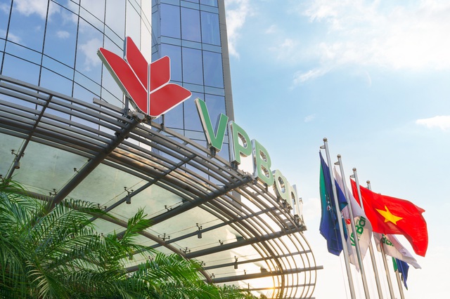 Bán lẻ, SME và FDI sẽ dẫn dắt tăng trưởng quý 4 tại VPBank- Ảnh 1.