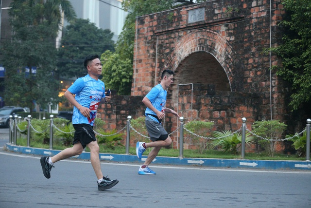 Giải Marathon khám phá cung đường thơ mộng của Tuyên Quang- Ảnh 4. Giải Marathon khám phá cung đường thơ mộng của Tuyên Quang- Ảnh 4.