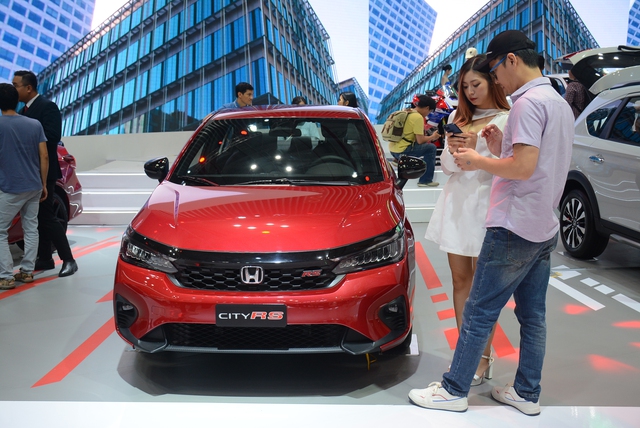 10 ô tô bán chạy nhất Việt Nam tháng 11.2024: Mitsubishi Xpander tiến sát ngôi vương- Ảnh 4.