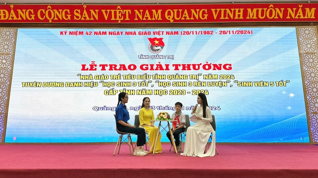 Quảng Trị: Vinh danh nhà giáo trẻ, học sinh, sinh viên tiêu biểu- Ảnh 3.