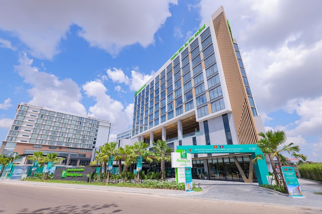 Khách sạn Holiday Inn & Suites Vientiane khánh thành ngày 18.10.2024. Ảnh BIM Land