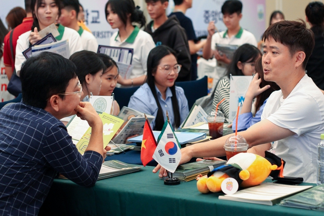 'Việt Nam sẽ là quốc gia có đông người du học Hàn Quốc nhất'- Ảnh 3.