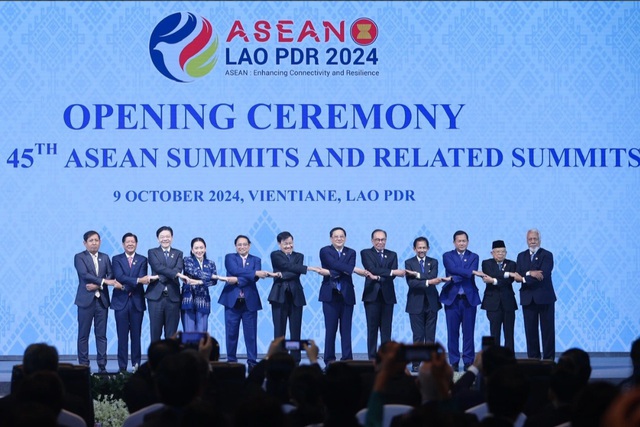 Việt Nam cùng ASEAN đổi mới để bay cao, sáng tạo để vươn xa, hội nhập để phát triển- Ảnh 2.