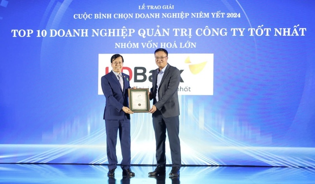 HDBank đoạt bộ ba giải thưởng tại Cuộc bình chọn Doanh nghiệp niêm yết 2024