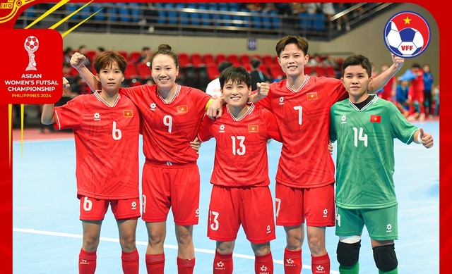 Tạo 'mưa bàn thắng' trước Philippines, đội tuyển futsal nữ Việt Nam vượt mặt Thái Lan- Ảnh 1.