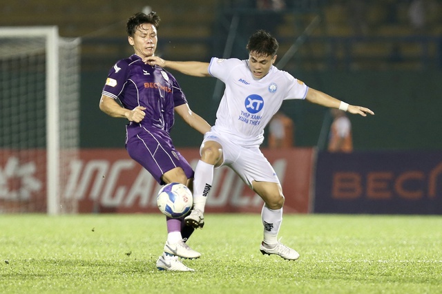 Người vui, kẻ buồn bước vào quãng nghỉ V-League- Ảnh 2.