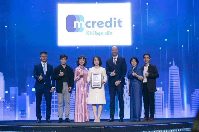 Mcredit ghi danh Top 100 nơi làm việc tốt nhất Việt Nam 2024