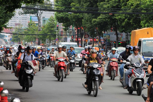 Tuổi thọ xe máy và mục tiêu phát triển bền vững của Việt Nam- Ảnh 1.