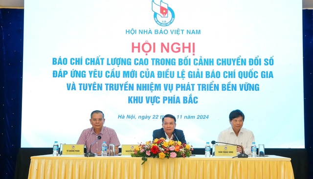 Báo chí cũng phải vươn mình thay đổi- Ảnh 1.