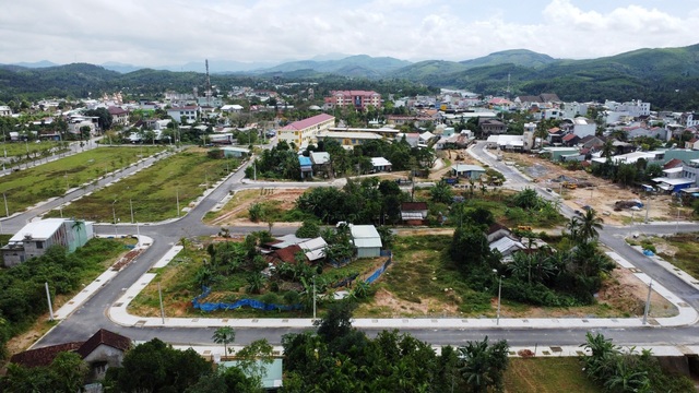 Sống khổ trong vùng dự án- Ảnh 1.