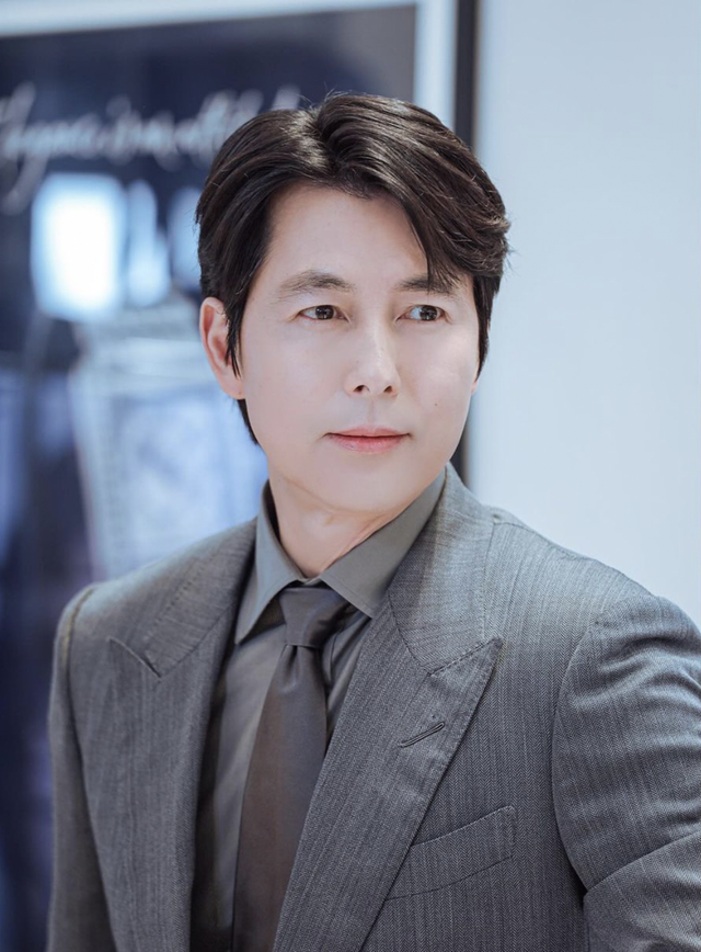 'Nam thần' Jung Woo Sung bị khui chuyện có con với người mẫu kém 16 tuổi- Ảnh 1.