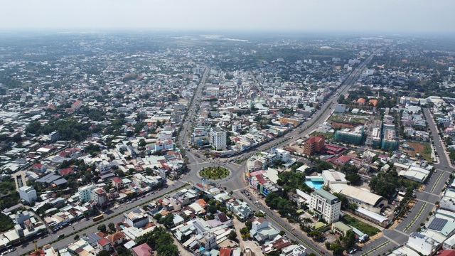 TP.Đồng Xoài treo thưởng cho người tìm ra 'thủ phạm' gây mùi hôi- Ảnh 1.