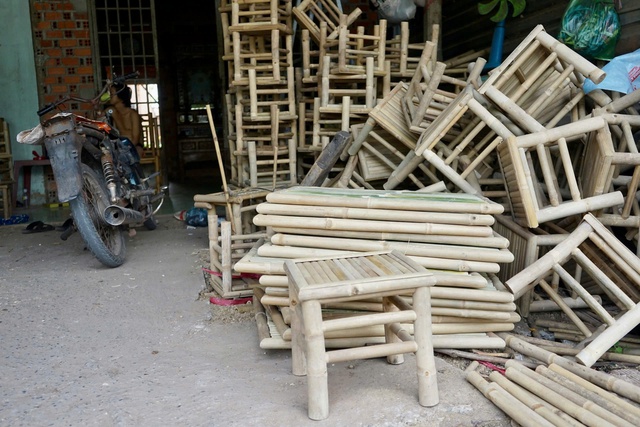 Các sản phẩm làm từ mây của người dân làng nghề mây tre đan ở TX.Hòa Thành