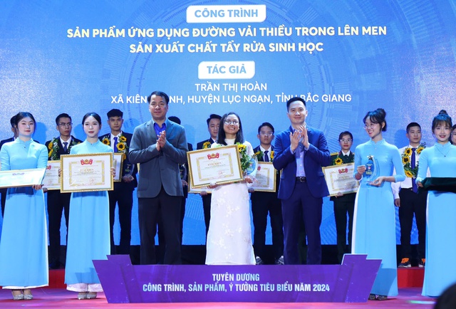 Những tác giả rất trẻ nhưng có các sáng kiến mang lại hiệu quả lớn- Ảnh 4.