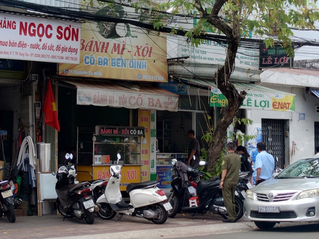 Các mẫu thức ăn tại tiệm bánh mì, xôi Cô Ba Bến Đình nhiễm vi khuẩn salmonella- Ảnh 1.