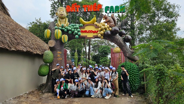 Khu du lịch sinh thái Đất Thép Farm