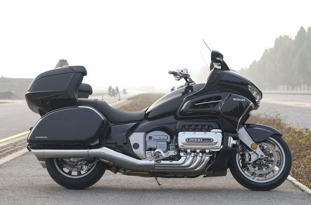 Hãng ô tô Trung Quốc sản xuất mô tô 152 mã lực, cạnh tranh Honda Goldwing- Ảnh 2.