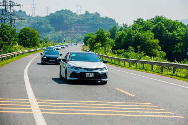 Xe Hybrid là một trong các giải pháp giảm phát thải của Toyota