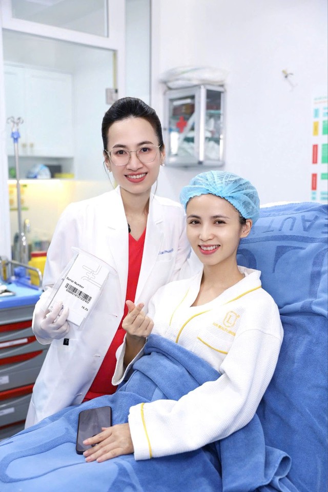 Lux Beauty Center được vinh danh với giải thưởng Profhilo Platinum Award 2024- Ảnh 2.